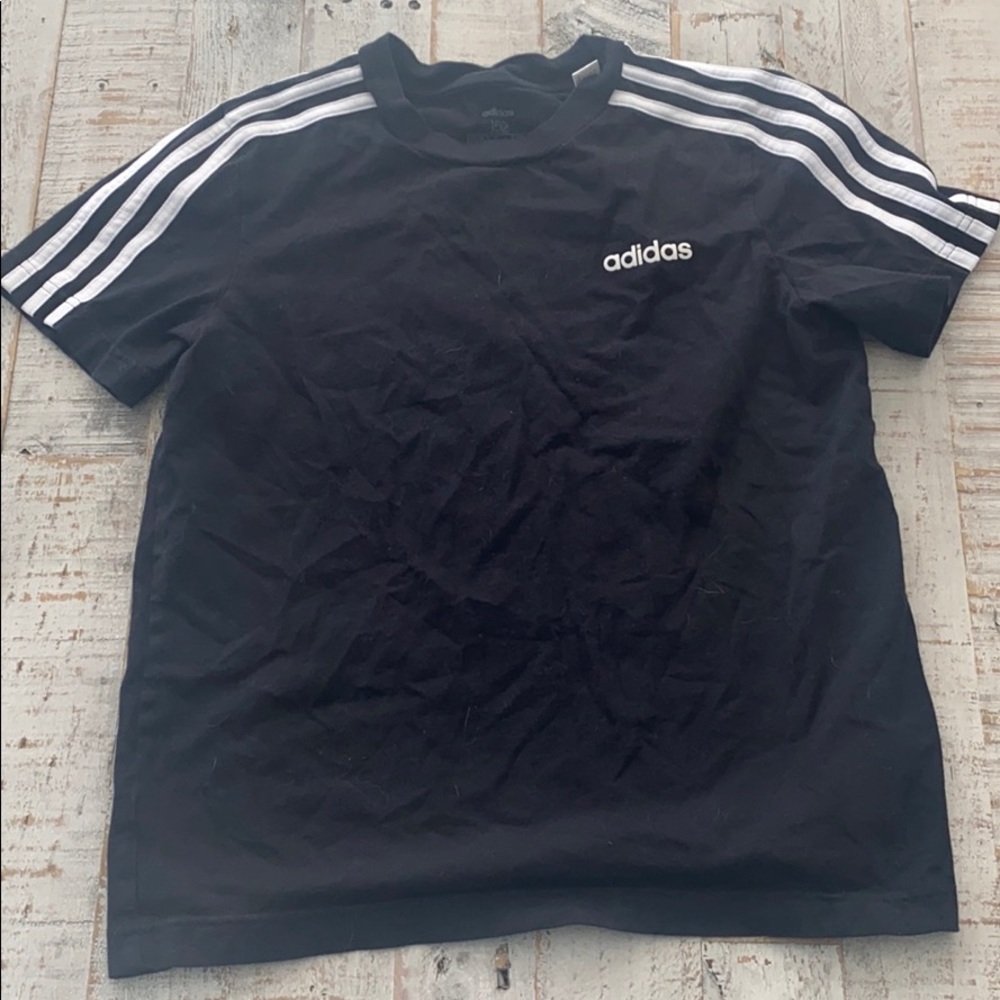 Adidas t-shirt